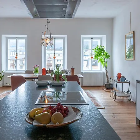 Im Lidlhaus, Esplanade Apartment